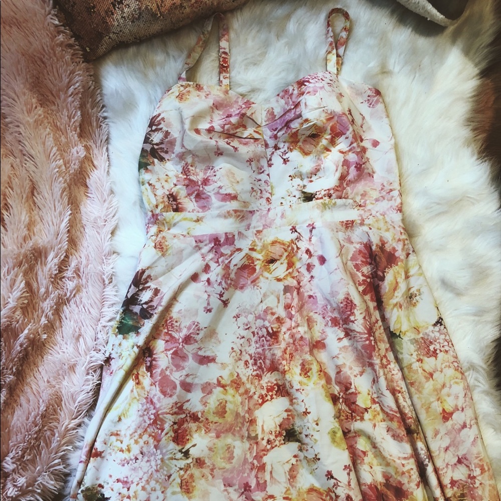 Floral vintage pin up knee length dress